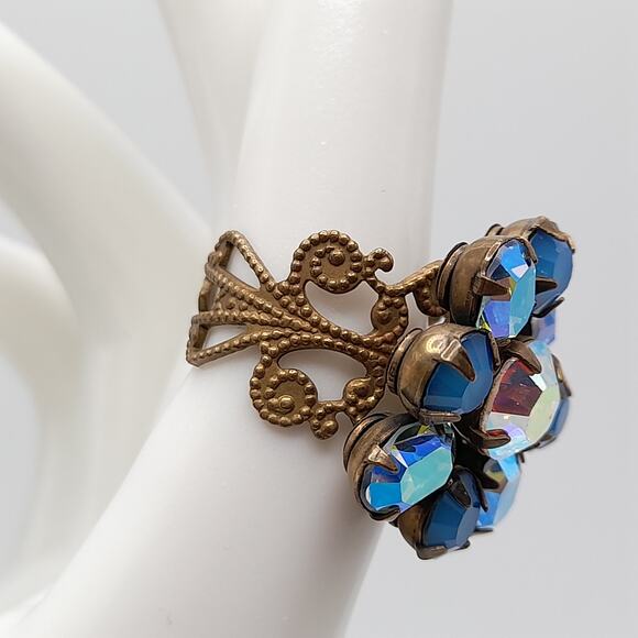 Vintage Blue AB Rhinestone Ring, Brass Filigree, US Size 6 Adjustable - Picture 6 of 10